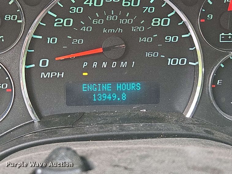 image for item DP6368 2017 Chevrolet Express G4500 shuttle bus