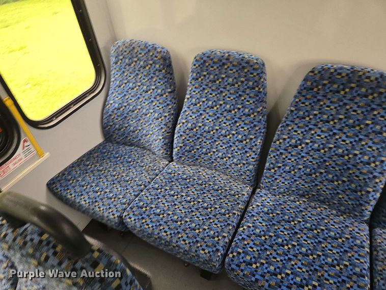 image for item DP6368 2017 Chevrolet Express G4500 shuttle bus