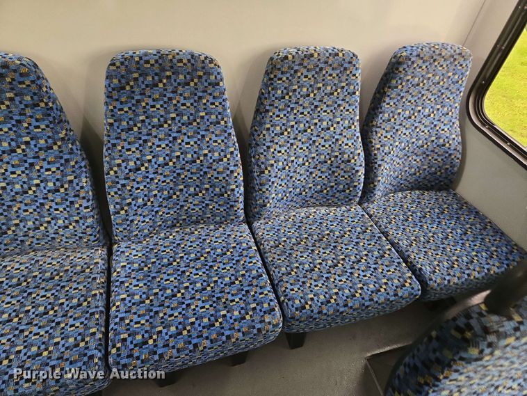 image for item DP6368 2017 Chevrolet Express G4500 shuttle bus