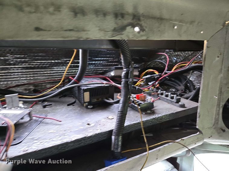 image for item DP6368 2017 Chevrolet Express G4500 shuttle bus