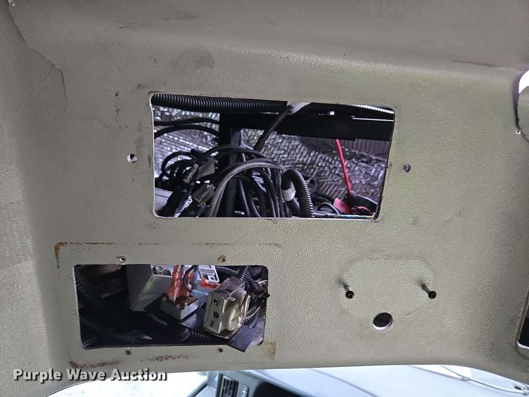 image for item DP6368 2017 Chevrolet Express G4500 shuttle bus