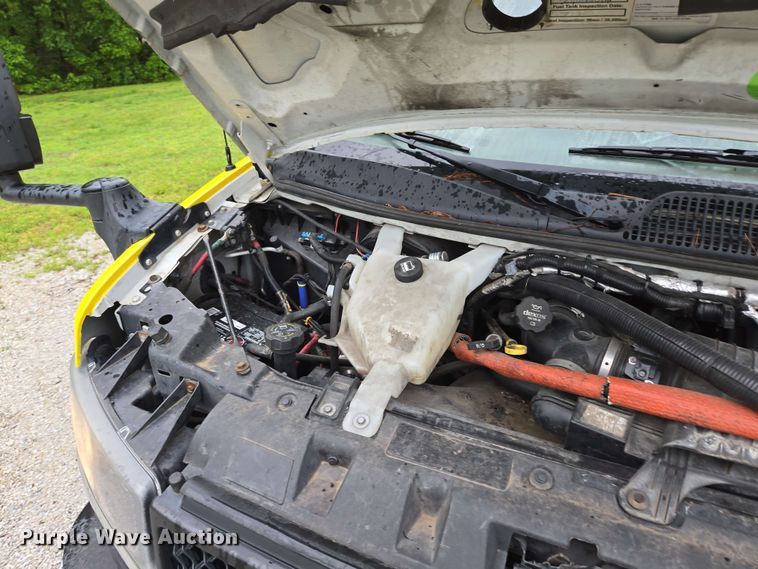 image for item DP6368 2017 Chevrolet Express G4500 shuttle bus