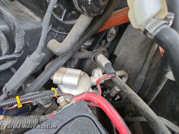 image for item DP6368 2017 Chevrolet Express G4500 shuttle bus