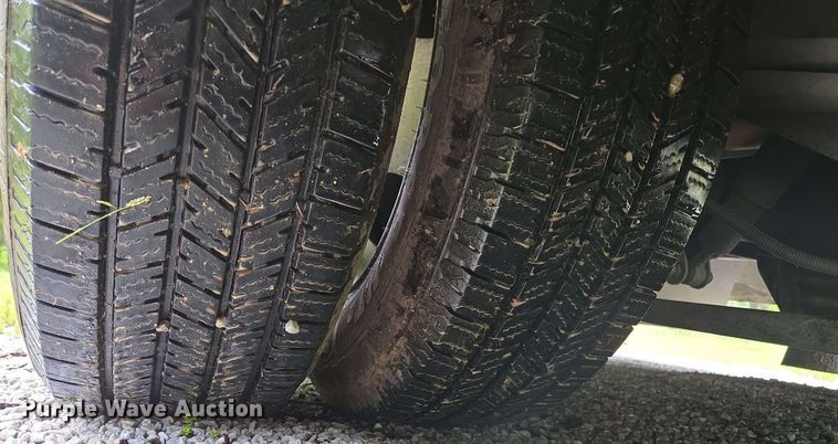 image for item DP6368 2017 Chevrolet Express G4500 shuttle bus