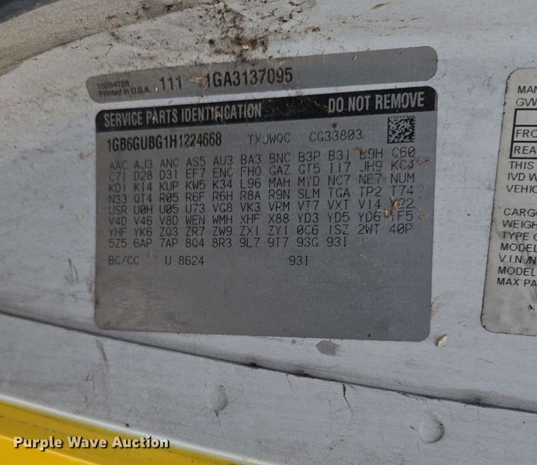 image for item DP6368 2017 Chevrolet Express G4500 shuttle bus