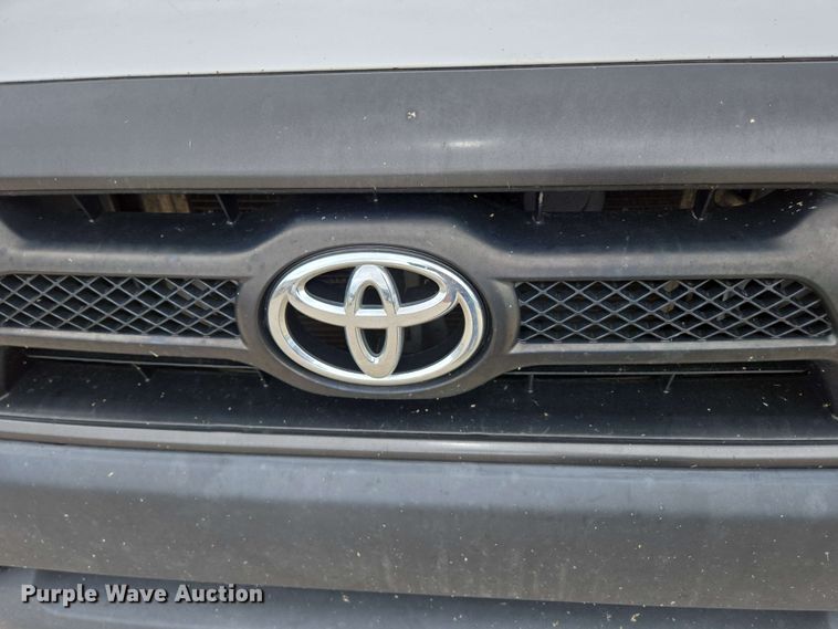 image for item DP6369 2014 Toyota Tacoma Double Cab pickup truck