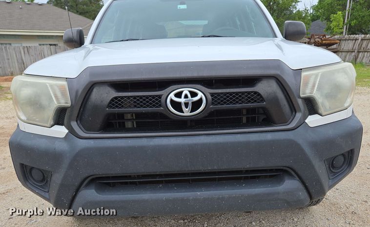 image for item DP6369 2014 Toyota Tacoma Double Cab pickup truck