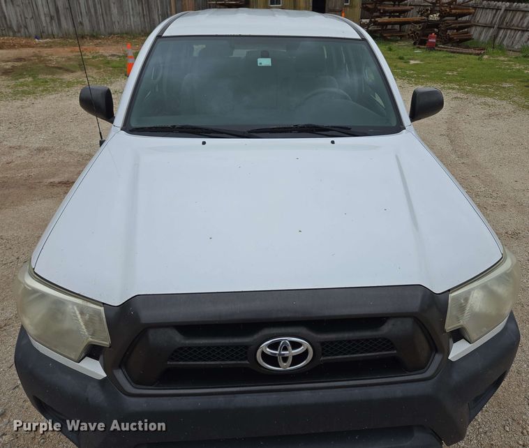 image for item DP6369 2014 Toyota Tacoma Double Cab pickup truck