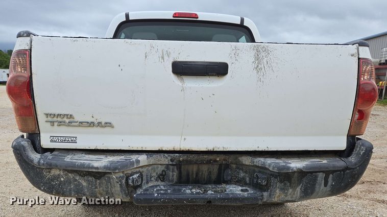 image for item DP6369 2014 Toyota Tacoma Double Cab pickup truck