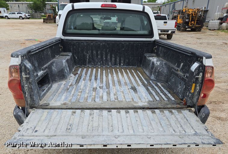 image for item DP6369 2014 Toyota Tacoma Double Cab pickup truck