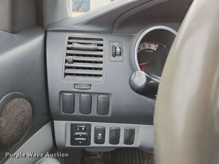 image for item DP6369 2014 Toyota Tacoma Double Cab pickup truck