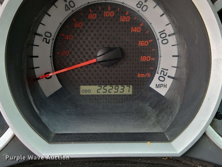 image for item DP6369 2014 Toyota Tacoma Double Cab pickup truck