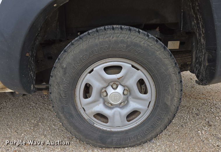 image for item DP6369 2014 Toyota Tacoma Double Cab pickup truck