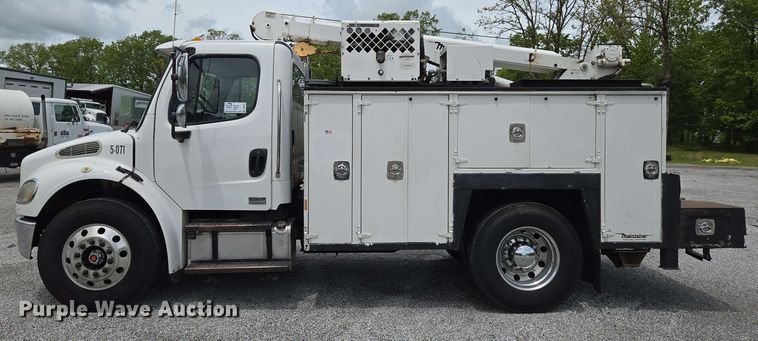 image for item DP6374 2007 Freightliner Business Class M2 utility / service truck