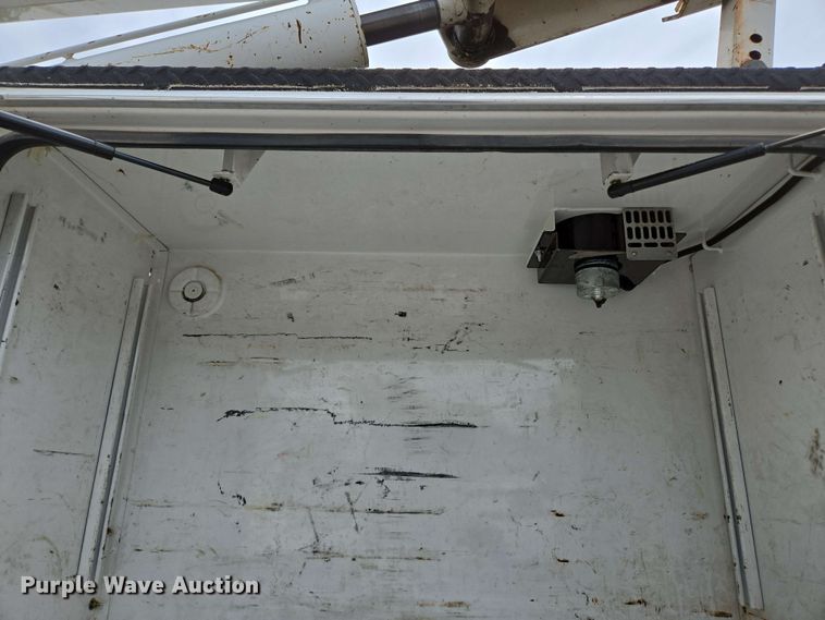 image for item DP6374 2007 Freightliner Business Class M2 utility / service truck