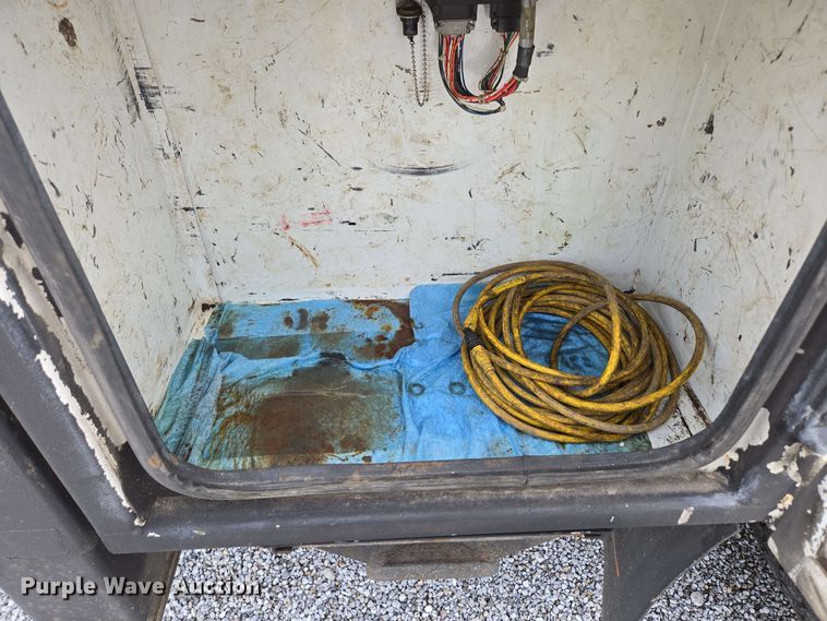 image for item DP6374 2007 Freightliner Business Class M2 utility / service truck