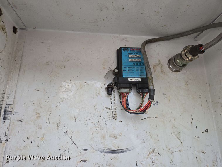 image for item DP6374 2007 Freightliner Business Class M2 utility / service truck