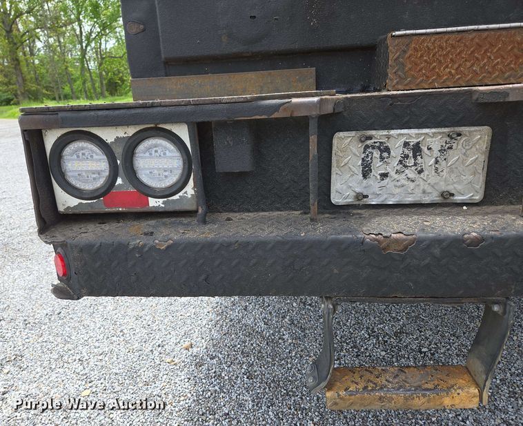 image for item DP6374 2007 Freightliner Business Class M2 utility / service truck