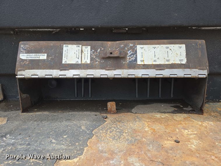 image for item DP6374 2007 Freightliner Business Class M2 utility / service truck