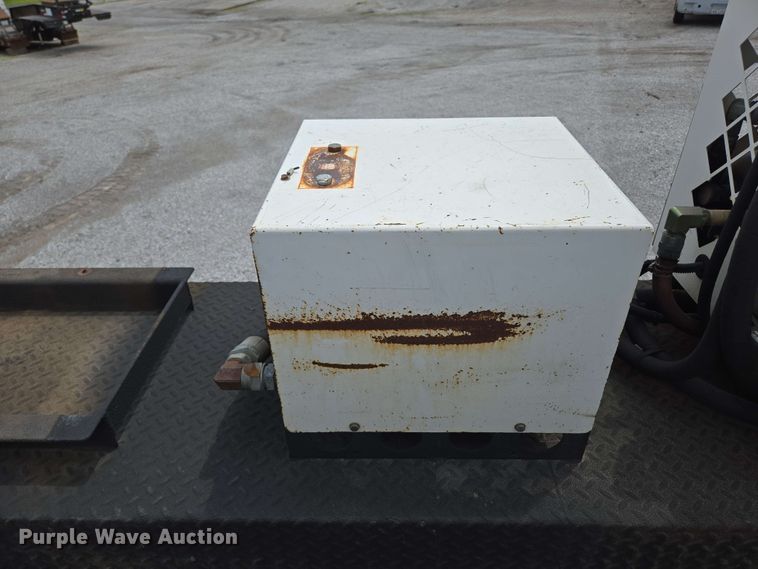 image for item DP6374 2007 Freightliner Business Class M2 utility / service truck