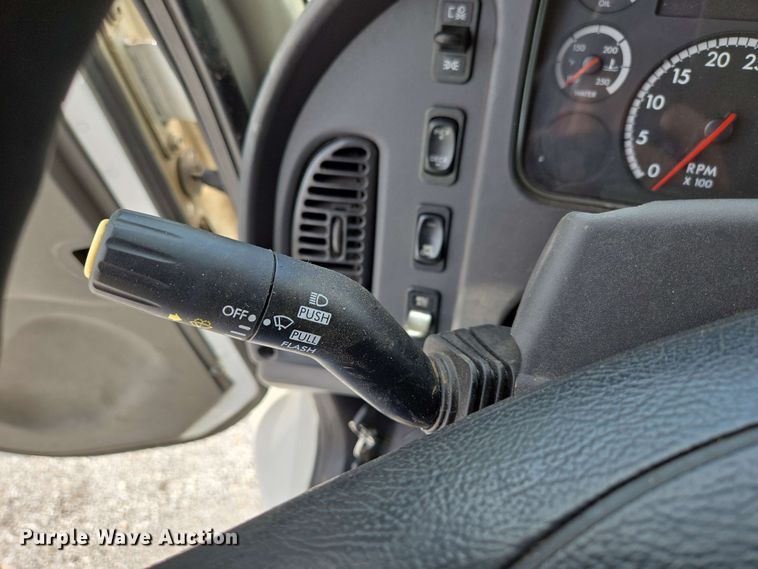 image for item DP6374 2007 Freightliner Business Class M2 utility / service truck