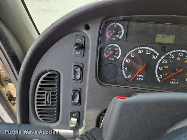 image for item DP6374 2007 Freightliner Business Class M2 utility / service truck