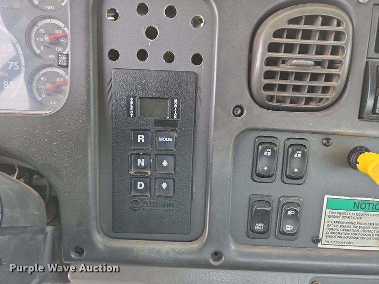 image for item DP6374 2007 Freightliner Business Class M2 utility / service truck