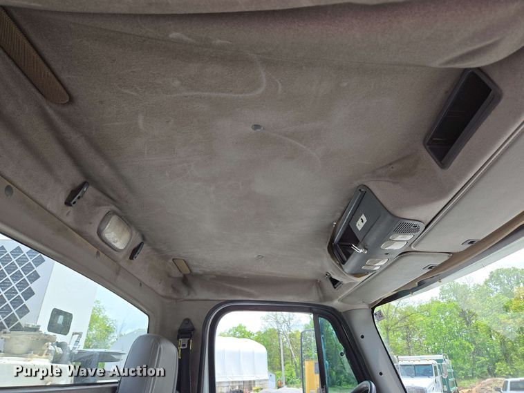 image for item DP6374 2007 Freightliner Business Class M2 utility / service truck