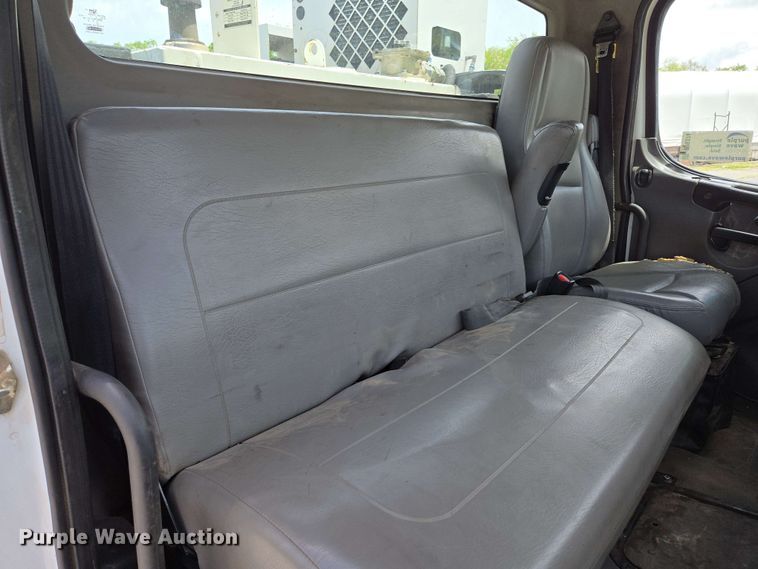 image for item DP6374 2007 Freightliner Business Class M2 utility / service truck