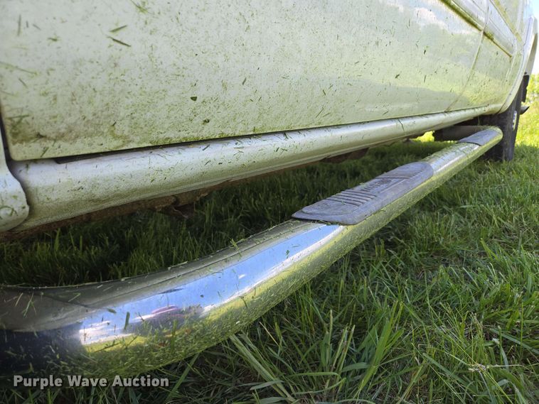 image for item DP6379 2003 Chevrolet Silverado 1500HD Crew Cab pickup truck