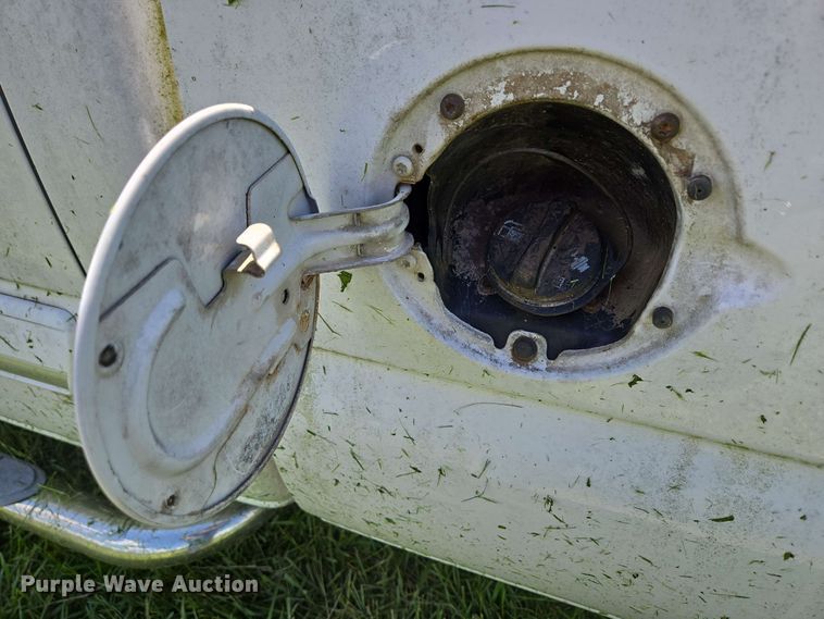 image for item DP6379 2003 Chevrolet Silverado 1500HD Crew Cab pickup truck