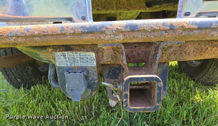 image for item DP6379 2003 Chevrolet Silverado 1500HD Crew Cab pickup truck