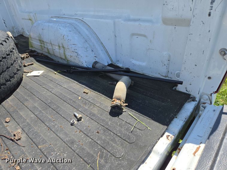 image for item DP6379 2003 Chevrolet Silverado 1500HD Crew Cab pickup truck