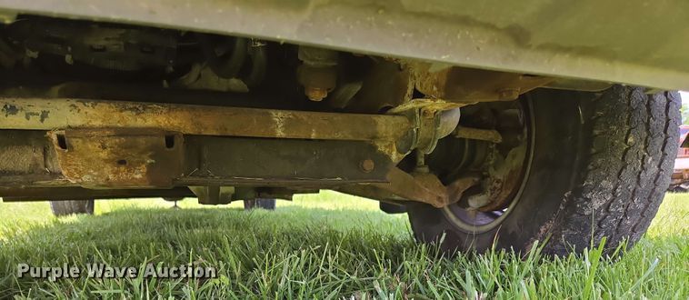 image for item DP6379 2003 Chevrolet Silverado 1500HD Crew Cab pickup truck