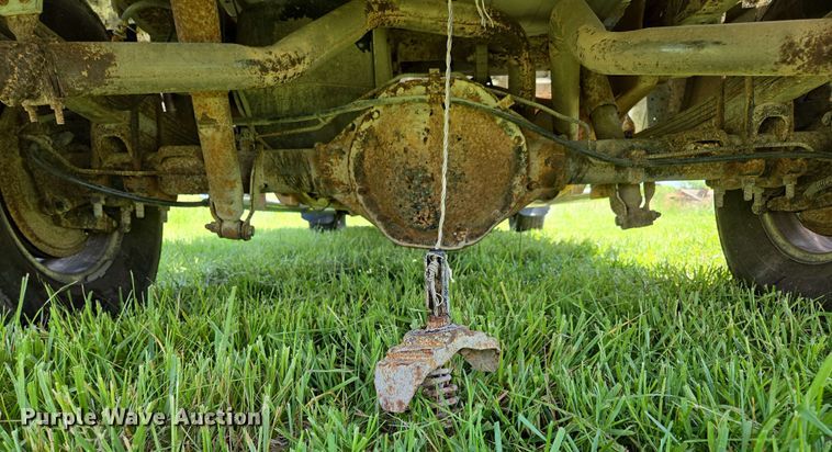 image for item DP6379 2003 Chevrolet Silverado 1500HD Crew Cab pickup truck