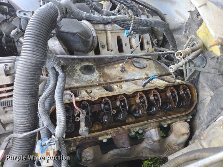 image for item DP6379 2003 Chevrolet Silverado 1500HD Crew Cab pickup truck