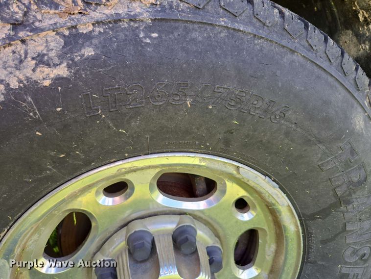 image for item DP6379 2003 Chevrolet Silverado 1500HD Crew Cab pickup truck