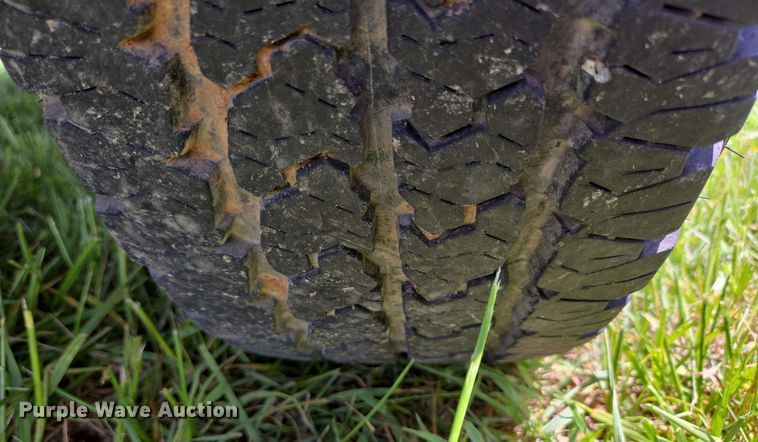 image for item DP6379 2003 Chevrolet Silverado 1500HD Crew Cab pickup truck