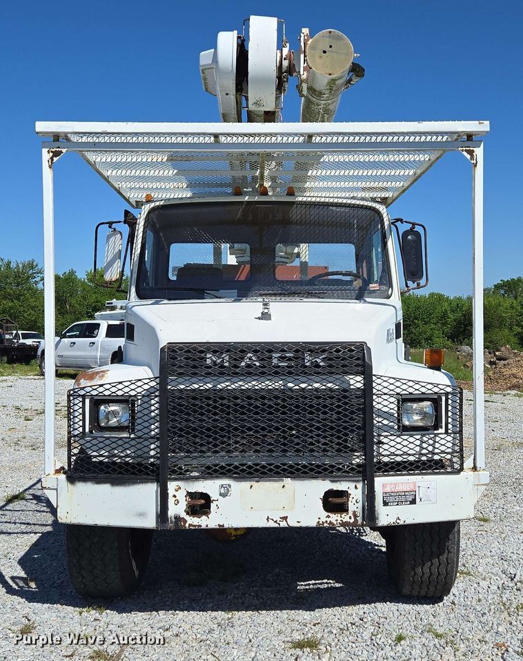 image for item DP6381 1987 Mack CS300P bucket truck