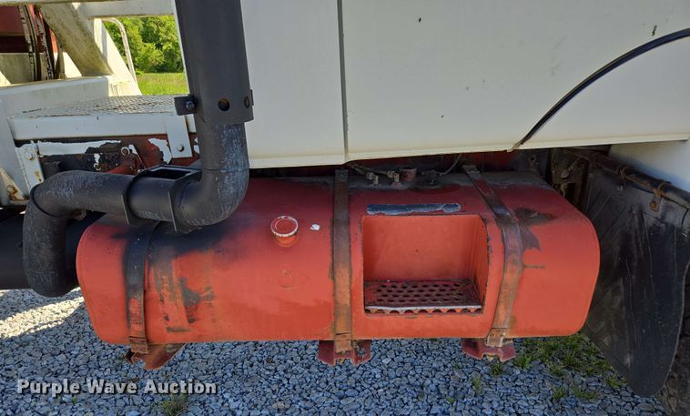 image for item DP6381 1987 Mack CS300P bucket truck