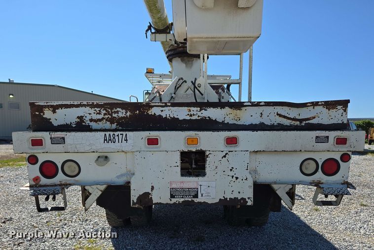 image for item DP6381 1987 Mack CS300P bucket truck