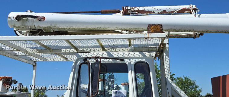 image for item DP6381 1987 Mack CS300P bucket truck