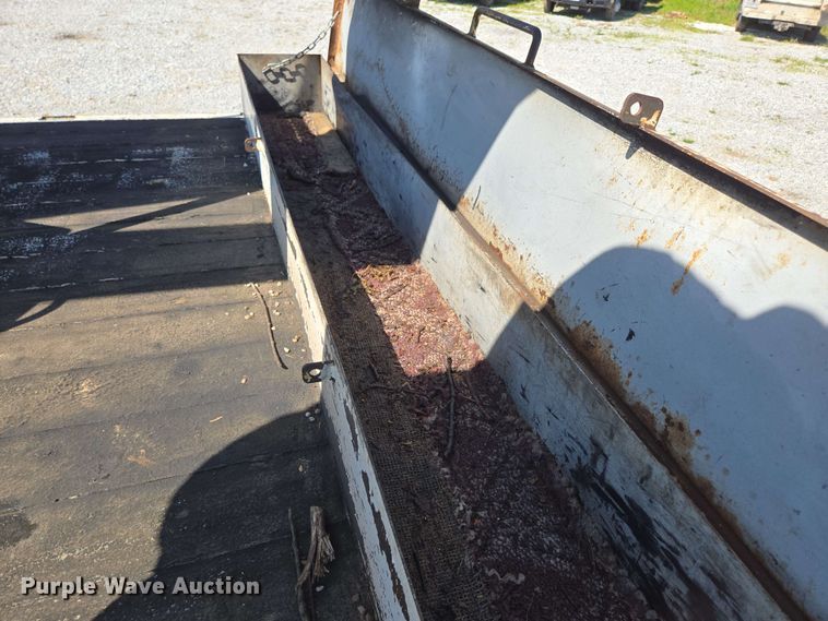 image for item DP6381 1987 Mack CS300P bucket truck