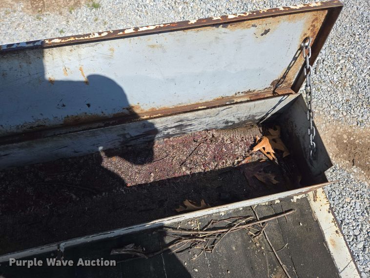 image for item DP6381 1987 Mack CS300P bucket truck