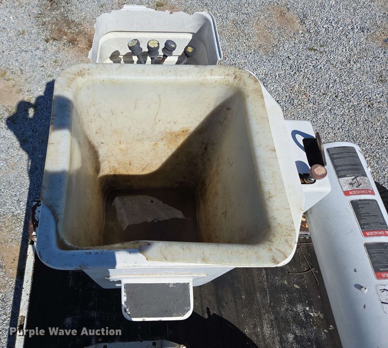 image for item DP6381 1987 Mack CS300P bucket truck