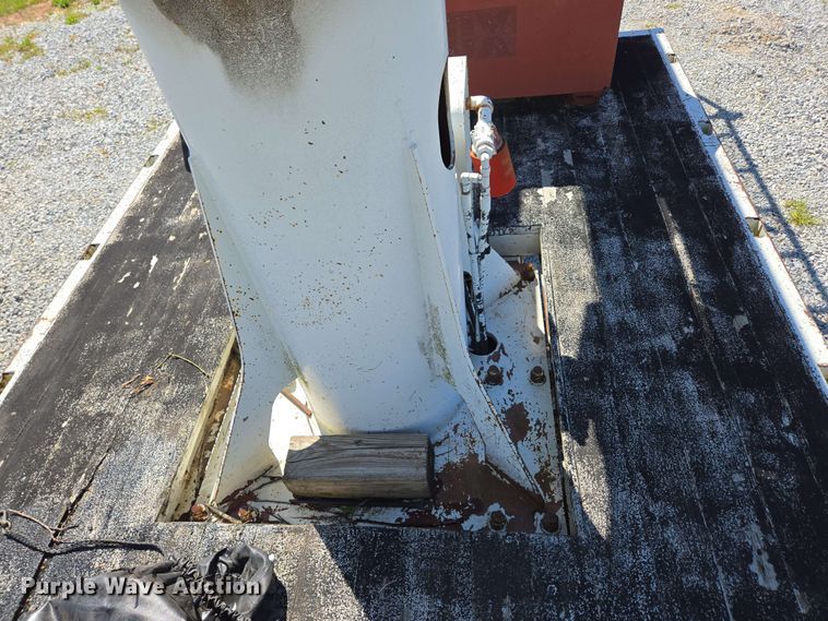 image for item DP6381 1987 Mack CS300P bucket truck