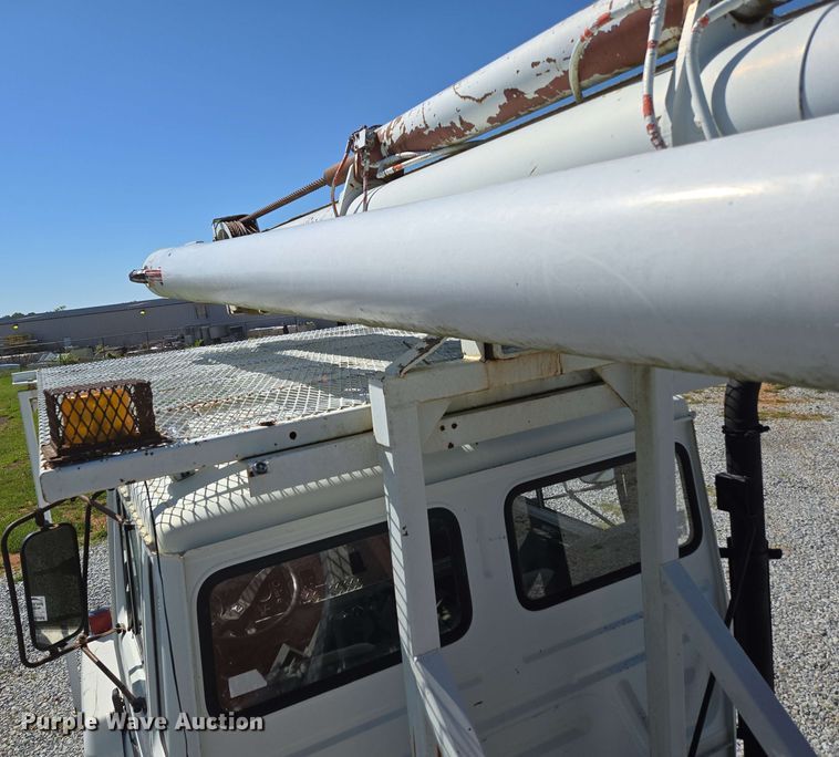 image for item DP6381 1987 Mack CS300P bucket truck