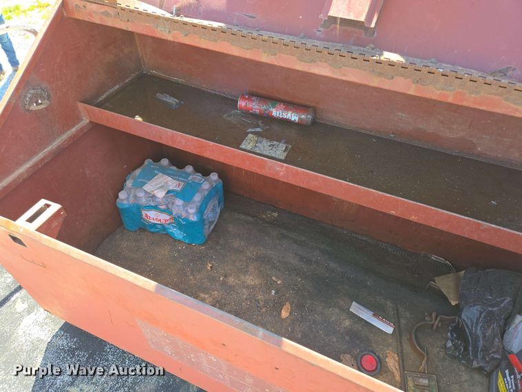 image for item DP6381 1987 Mack CS300P bucket truck