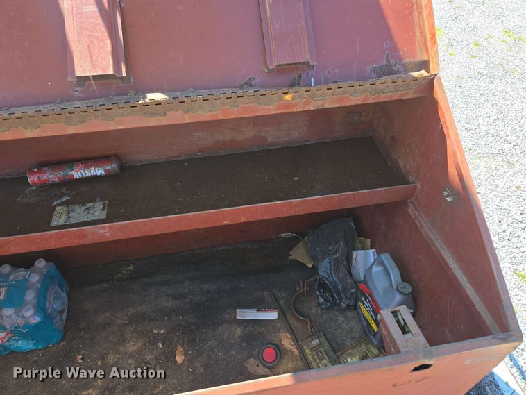 image for item DP6381 1987 Mack CS300P bucket truck