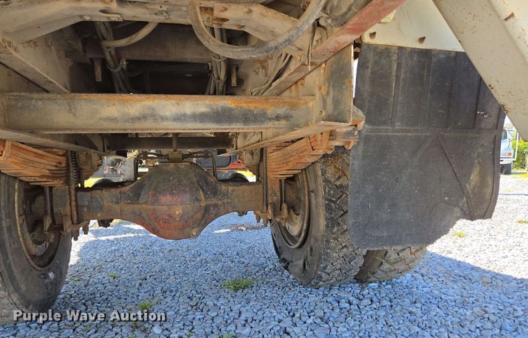 image for item DP6381 1987 Mack CS300P bucket truck